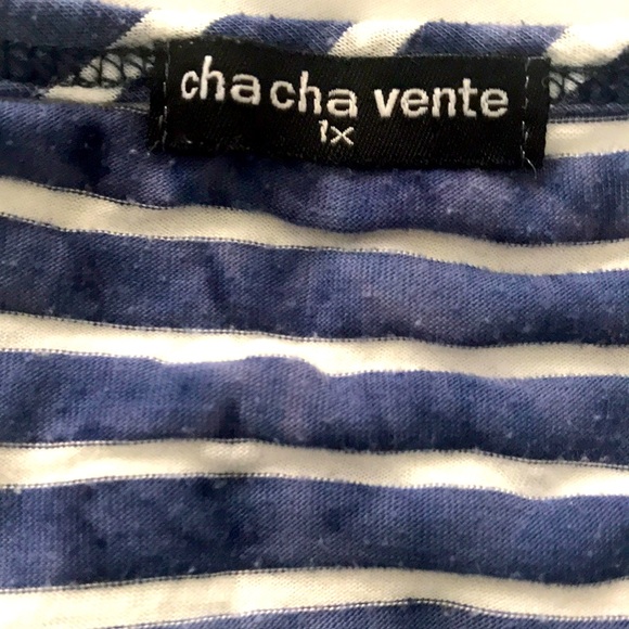 Flare Chacha vente top - Picture 1 of 3